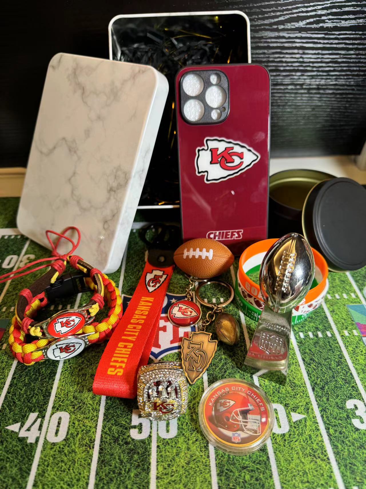 Chiefs Gift Box（10% off your order！！！）