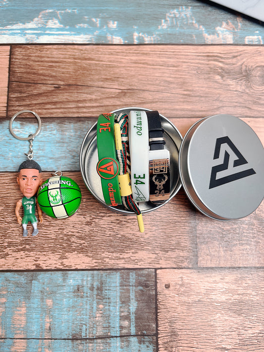 Giannis Bundle|Player Keychain+Basketball keychain+Four Bracelets