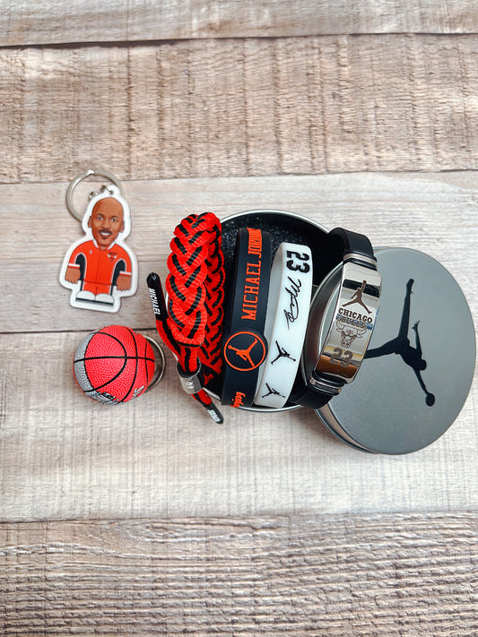 MJ Bundles|Player Keychain+Basketball keychain+Four Bracelets